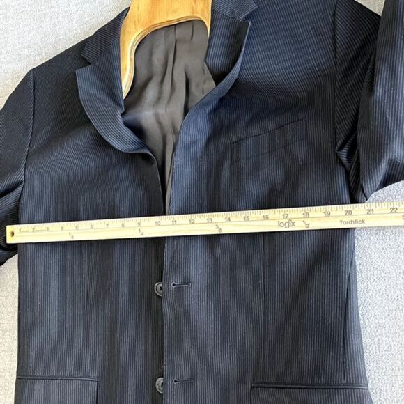 Banana Republic Wool Blend Blazer Jacket Mens 42R Black Pinstripe Tailored Fit - Picture 12 of 13
